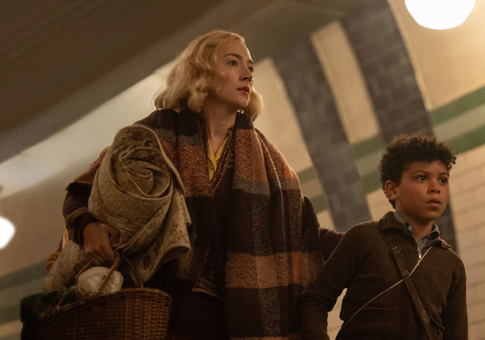 Steve McQueen’s spirited Blitz is clumsy but admirable Saoirse Ronan and Elliott Heffernan in Blitz 2