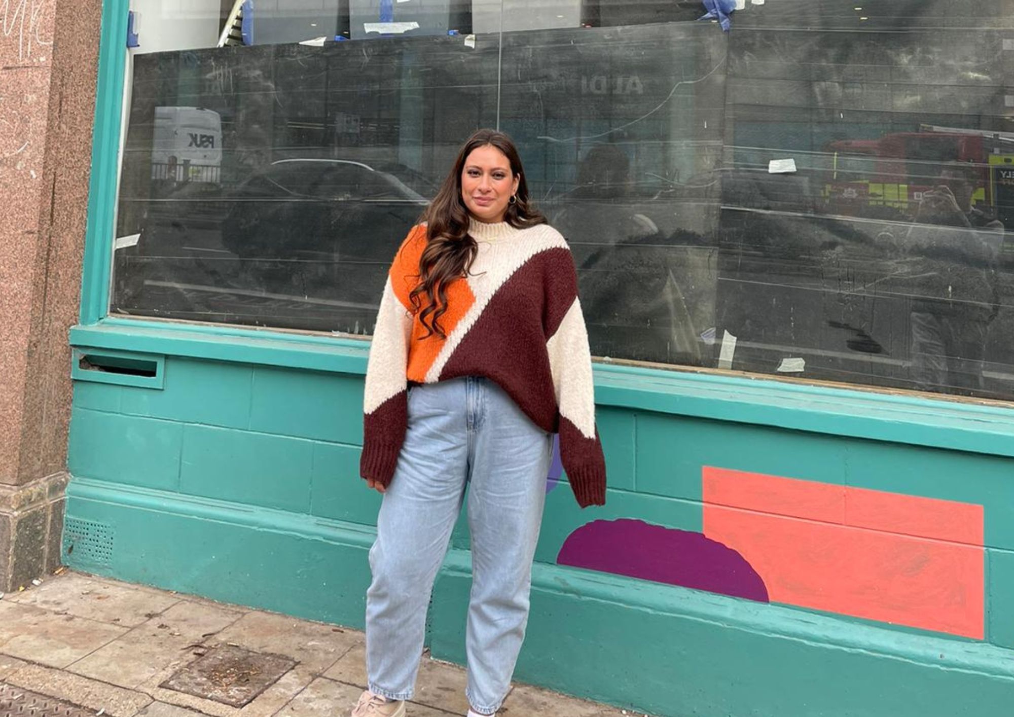 Finchley Road art shop set to reopen after being hit by flood art shop (1)