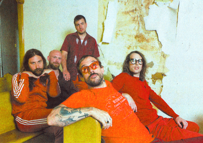 IDLES_photo by Daniel Topete)