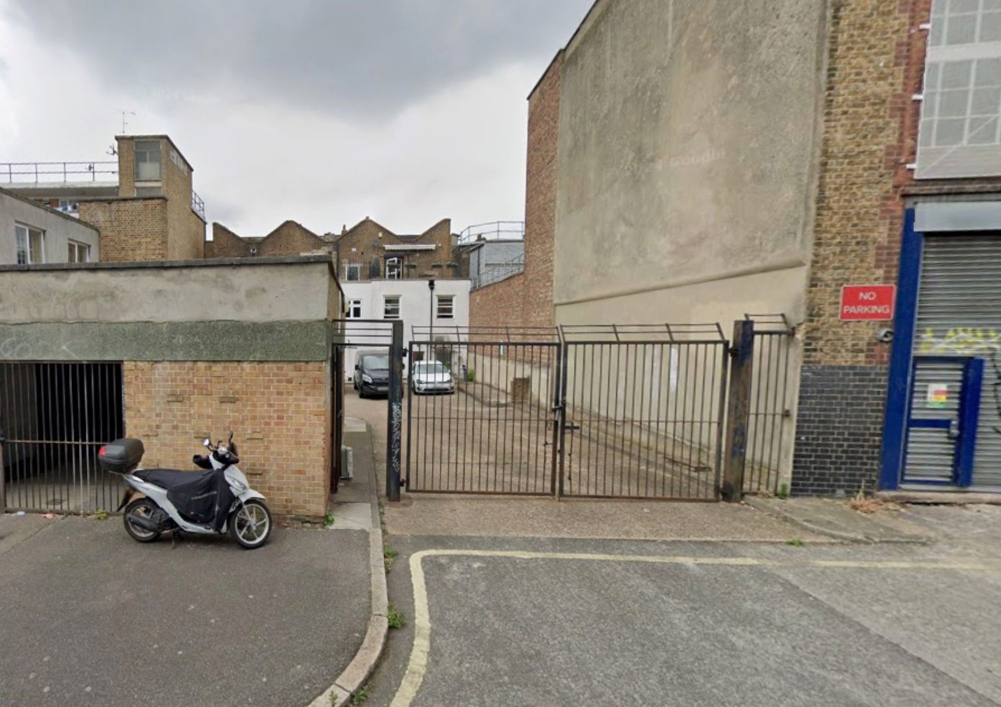 Camden brings in consultants to scour borough for new Traveller sites but hits opposition in Kentish Town frideswide place