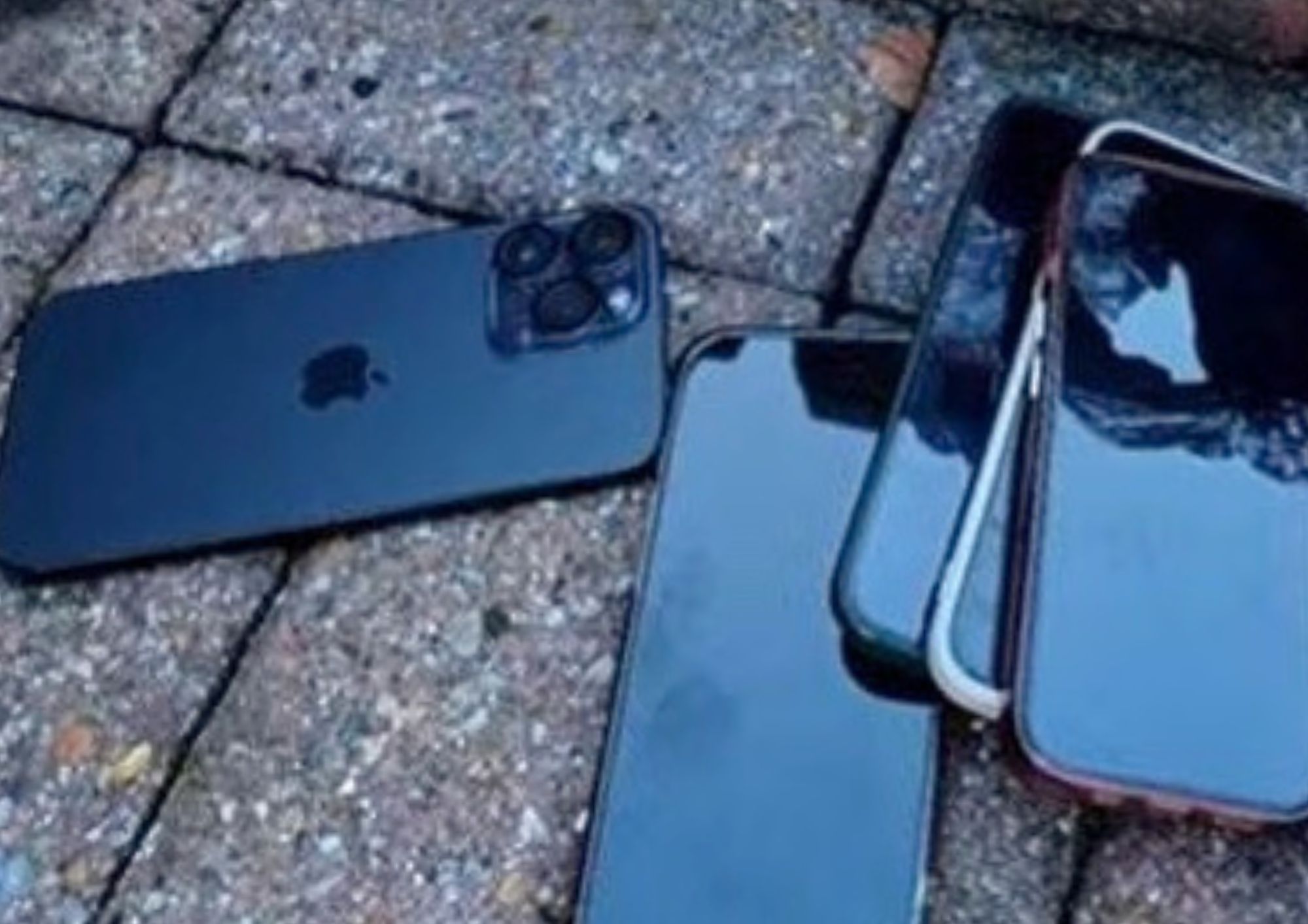 Police helicopter used to hunt phone snatchers stolen phones