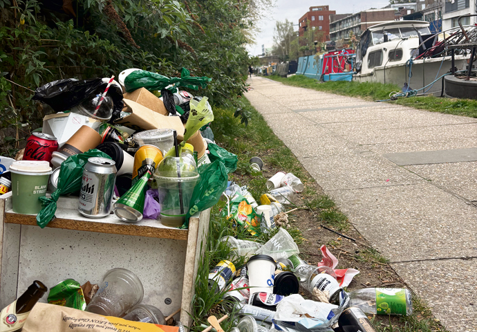 Removing canal bins doesn’t cause more litter? What a load of rubbish! Canal IMG_0958
