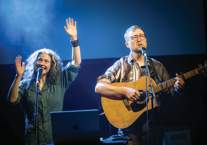 Review: Ohio, at Young Vic Theatre Abigail and Shaun Bengson in Ohio Photo Mihaela Bodlovic