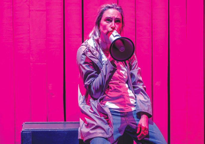 Lizzy Watts credit Charlie Flint