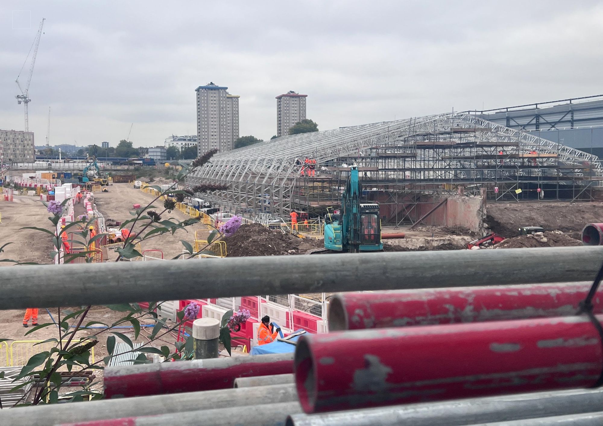 HS2 begin digging up the bodies near Euston station again hs2 LAMROCK (2)