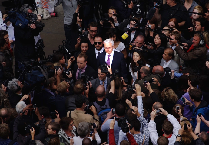 Review: The Six Billion Dollar Man Design sans titre - 1