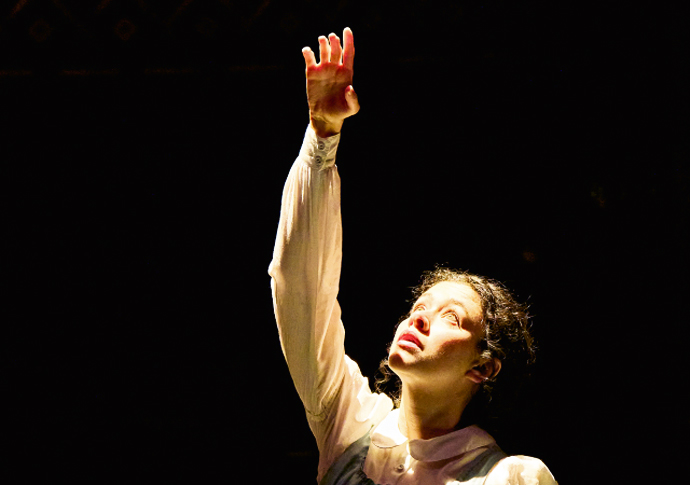 Isis Hainsworth (Thomasina Coverly) in Arcadia at The Old Vic (2026). Photo by Manuel Harlan (2)