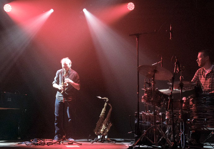 Mammal Hands Live 2 (credit Ilya Tishchenko)