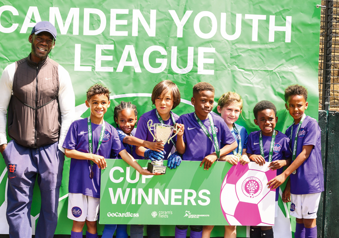 Put on the spot, youth aces keep cool! The Vale U8s