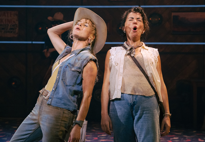 Review: Thelma & Louise, at the Young Vic Theatre_Thelma & Louise_Amy Lennox & Rachel Tucker